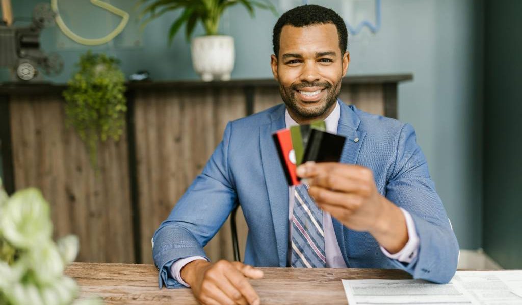 Faut-il ouvrir un compte bancaire dédié pour sa micro-entreprise ?